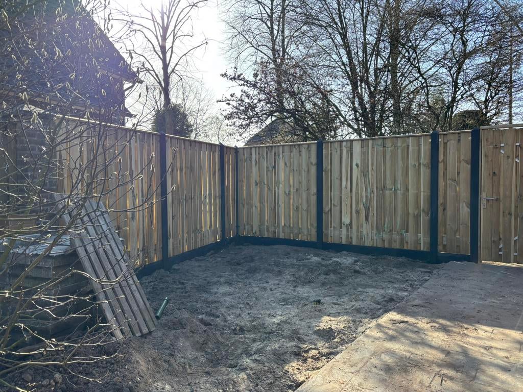 Grenen schutting €100 p/m inclusief montage, Tuin en Terras, Schuttingen, Ophalen, 1 tot 2 meter, Minder dan 3 meter, Zo goed als nieuw