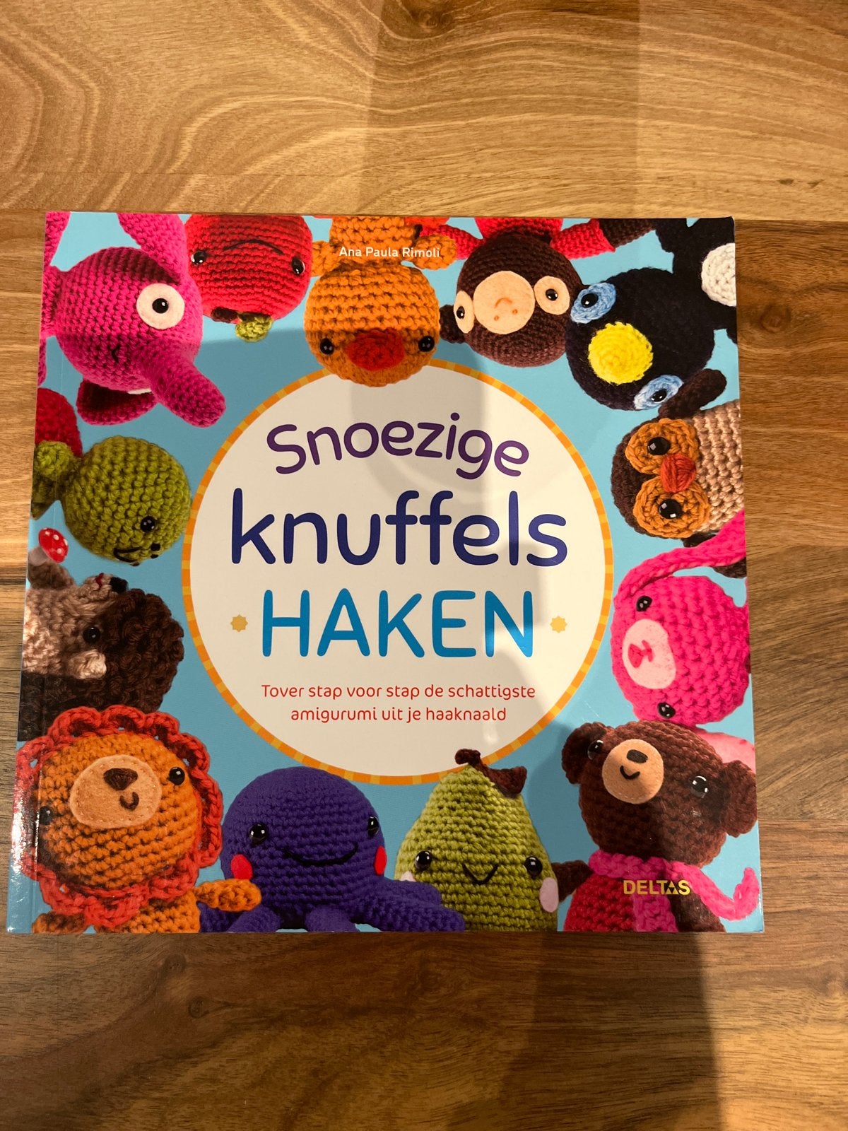 Snoezige knuffels haken - Amigurumi haakboek, Ophalen of Verzenden, Zo goed als nieuw, Breien en Haken