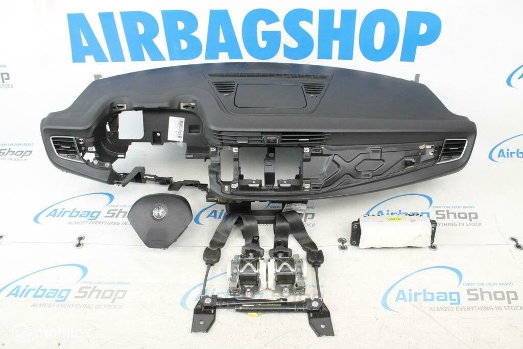 Airbag set Dashboard Alfa Romeo Giulietta facelift, Gebruikt, Ophalen of Verzenden