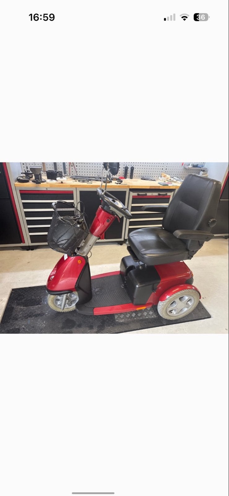 Trophy scootmobiel, Ophalen, Gebruikt, Sterling
