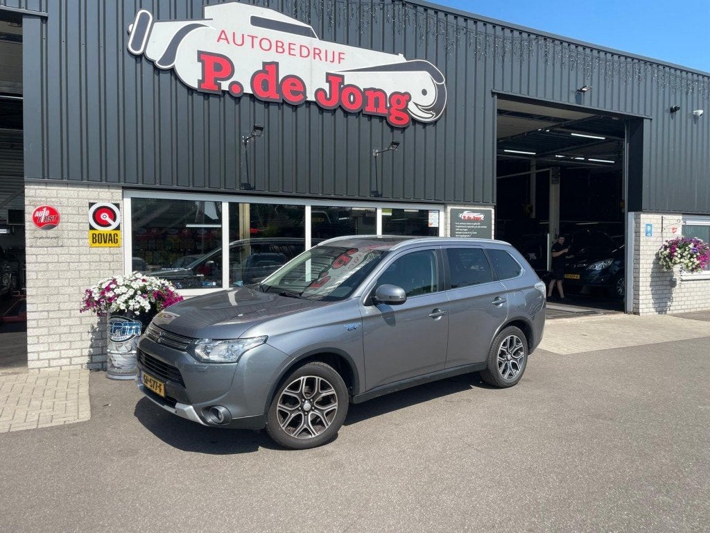 Mitsubishi OUTLANDER 2.0 PHEV L ED. XLINE 4 WD Trekhaak Schu, 1998 cc, Outlander, USB, Bedrijf