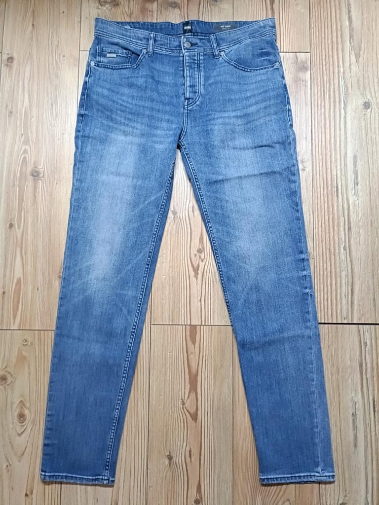 Hugo Boss stretch maat 34-34, Kleding | Heren, Spijkerbroeken en Jeans, Ophalen of Verzenden, Zo goed als nieuw, Blauw, W33 - W34 (confectie 48/50)