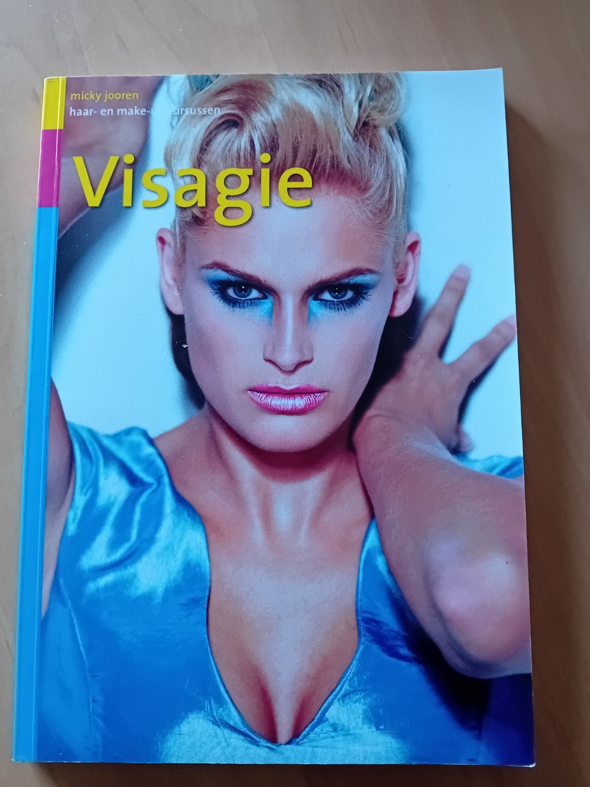 Visagie: Haar- en Make-up Cursussen - Micky Jooren, Ophalen of Verzenden, Gelezen, Micky Jooren