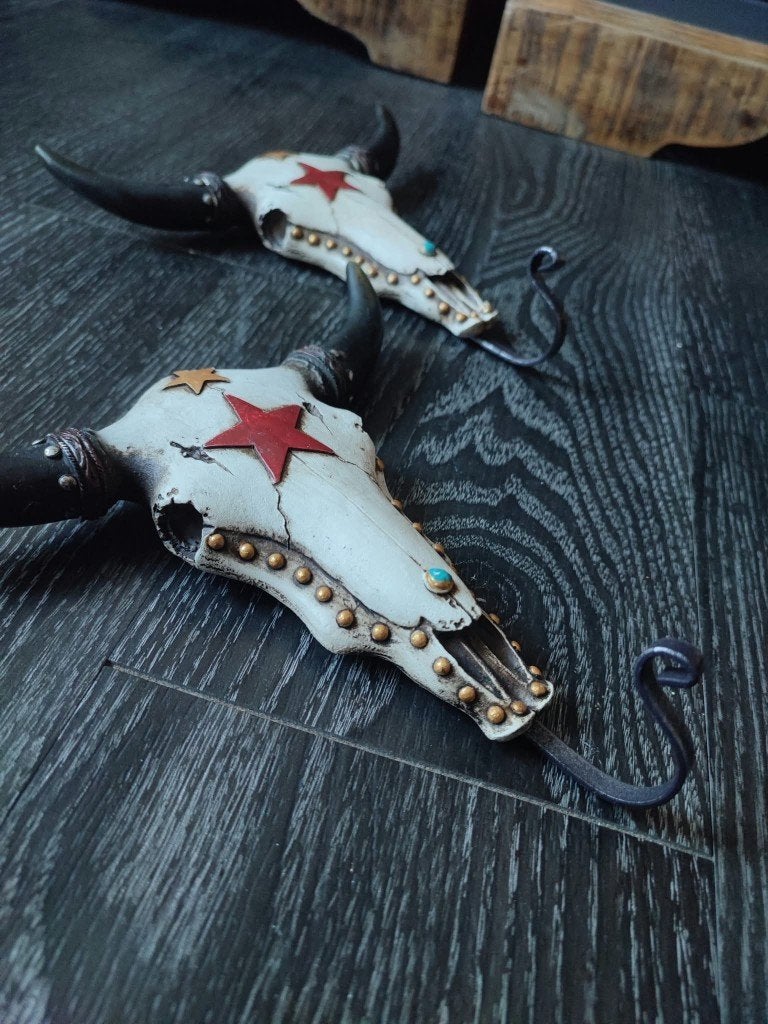 3 Stier Hoofd Wandhaken - Decoratieve Kapstokhaken, Ophalen, Overige materialen, Wandhaken, Zo goed als nieuw