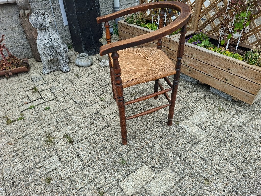 nette mooie antieke stoel zeer netjes, Ophalen