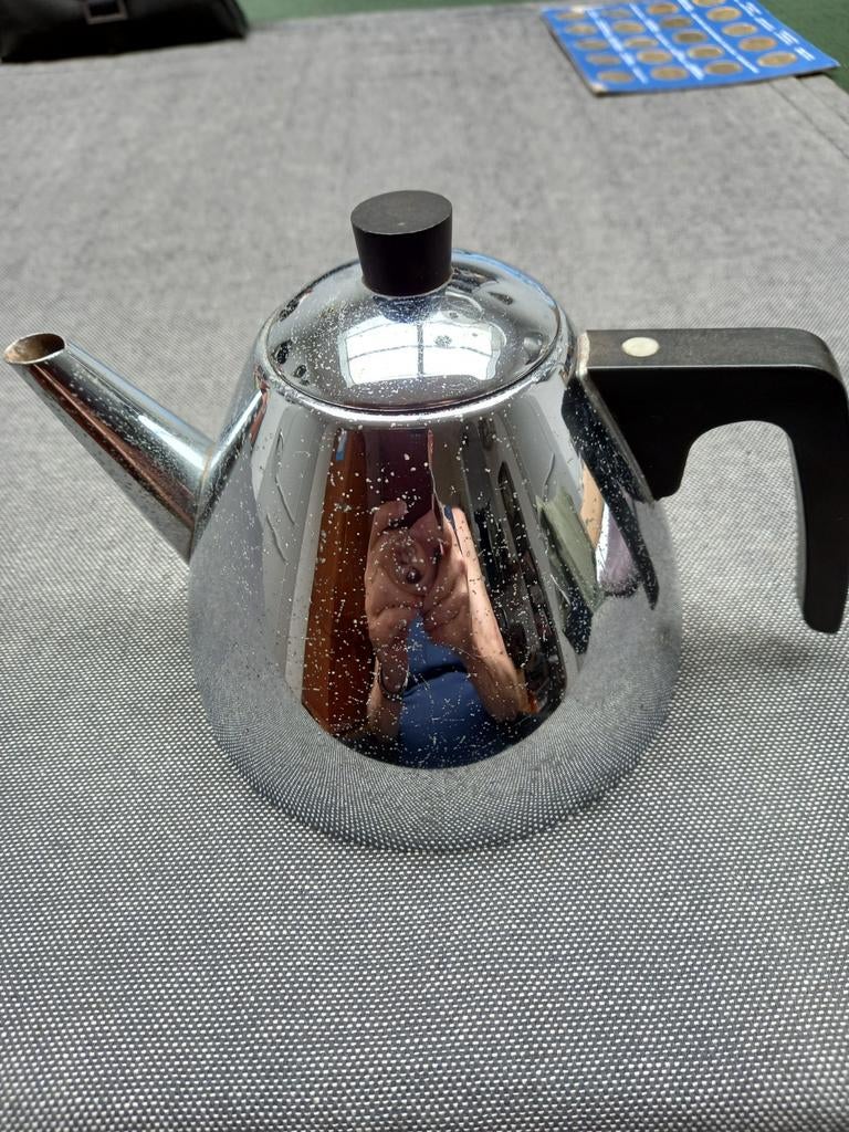 Vintage jaren '60 theepot van Daalderop., Antiek en Kunst, Antiek | Servies los, Ophalen of Verzenden