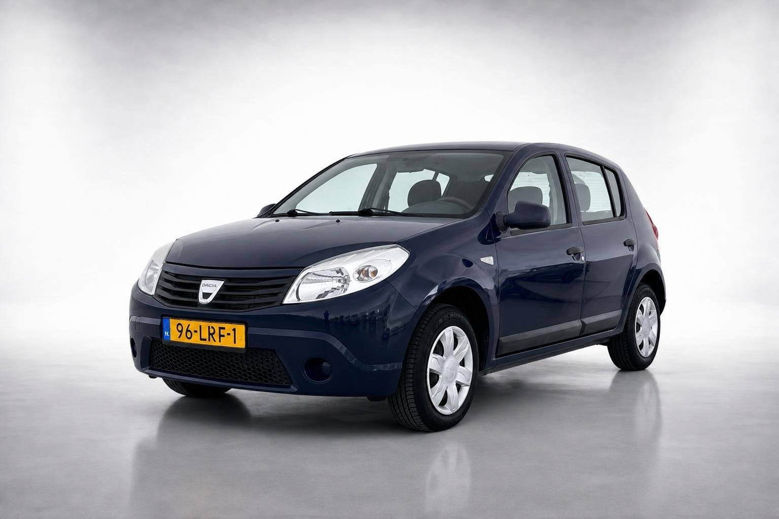 Dacia Sandero 1.2 Ambiance|airco|NAP|jaar APK, Auto's, Voorwielaandrijving, Gebruikt, 31 €/maand, Blauw