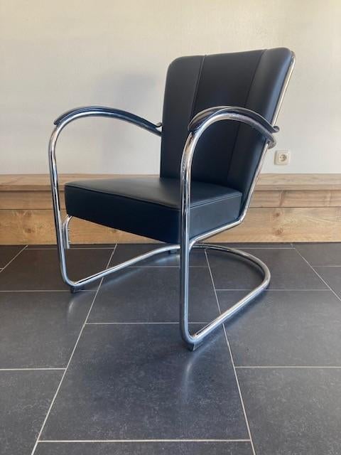 Gispen 412 fauteuil, chroom, zwart Toledo leder, Huis en Inrichting, Fauteuils, Design, 75 tot 100 cm, Zo goed als nieuw, Leer