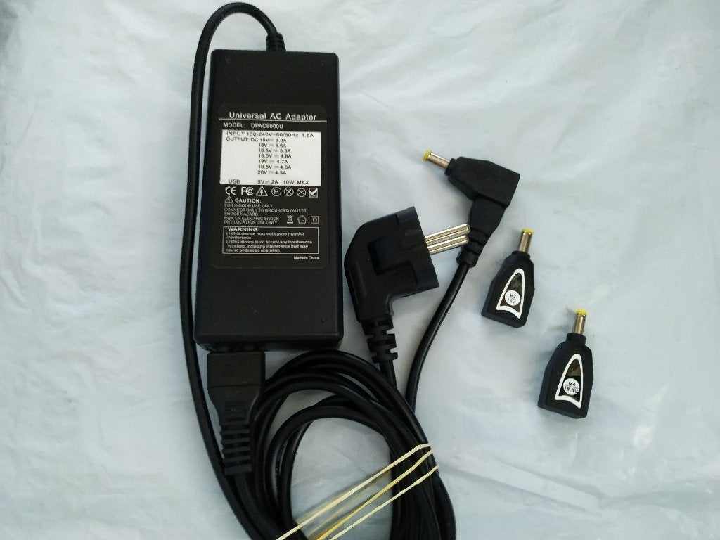 90w LED Universal Laptop Adapter DPAC9000U, Ophalen of Verzenden, Gebruikt