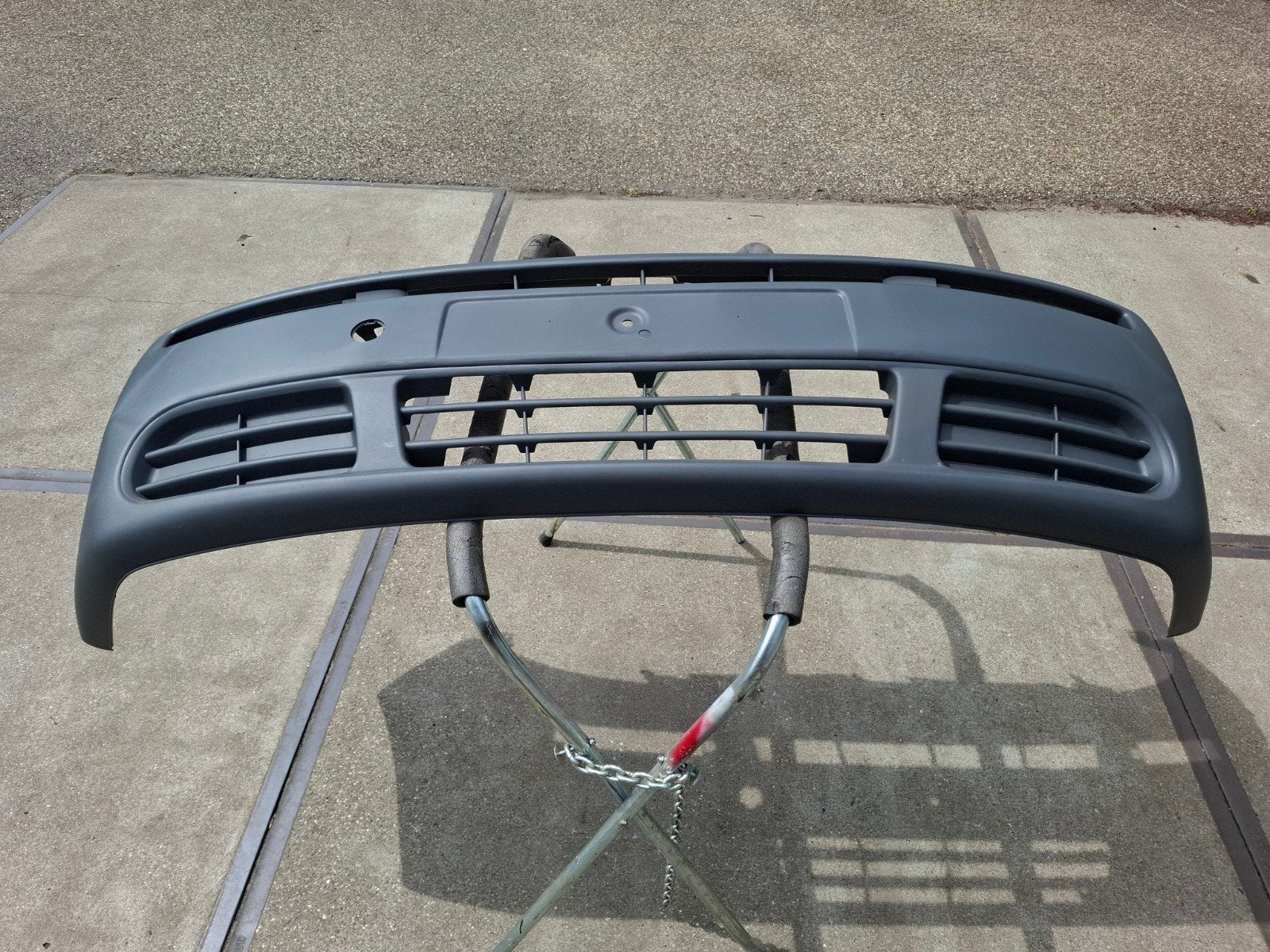 Nieuwe voorbumper Renault Trafic / Opel Vivaro, Auto-onderdelen, Carrosserie en Plaatwerk, Voor, Nieuw, Ophalen of Verzenden, Bumper