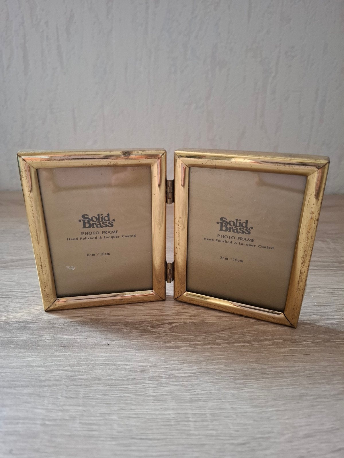 Vintage Solid Brass Fotolijst - Dubbel, 8x10cm, Gebruikt, Ophalen of Verzenden, Fotolijst, Goud