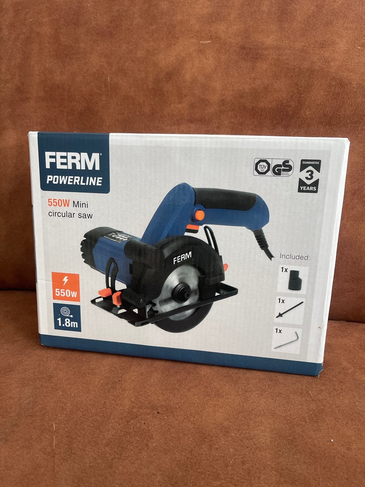 Ferm Powerline 550W Mini Cirkelzaag CSM1053 NIEUW, Cirkelzaag, Nieuw, Ophalen of Verzenden, 30 tot 70 mm