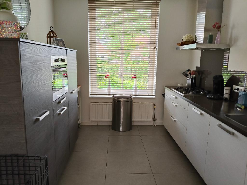 Moderne keuken–gebruikt maar netjes–zelf demonteren/ophalen, Ophalen, Gebruikt, Wit, Dubbelwandige keuken
