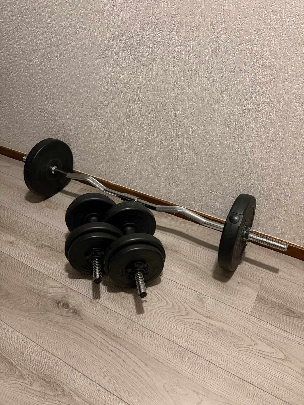 Halterset/ gewichten 30 kg, Ophalen, Zo goed als nieuw, Halterset