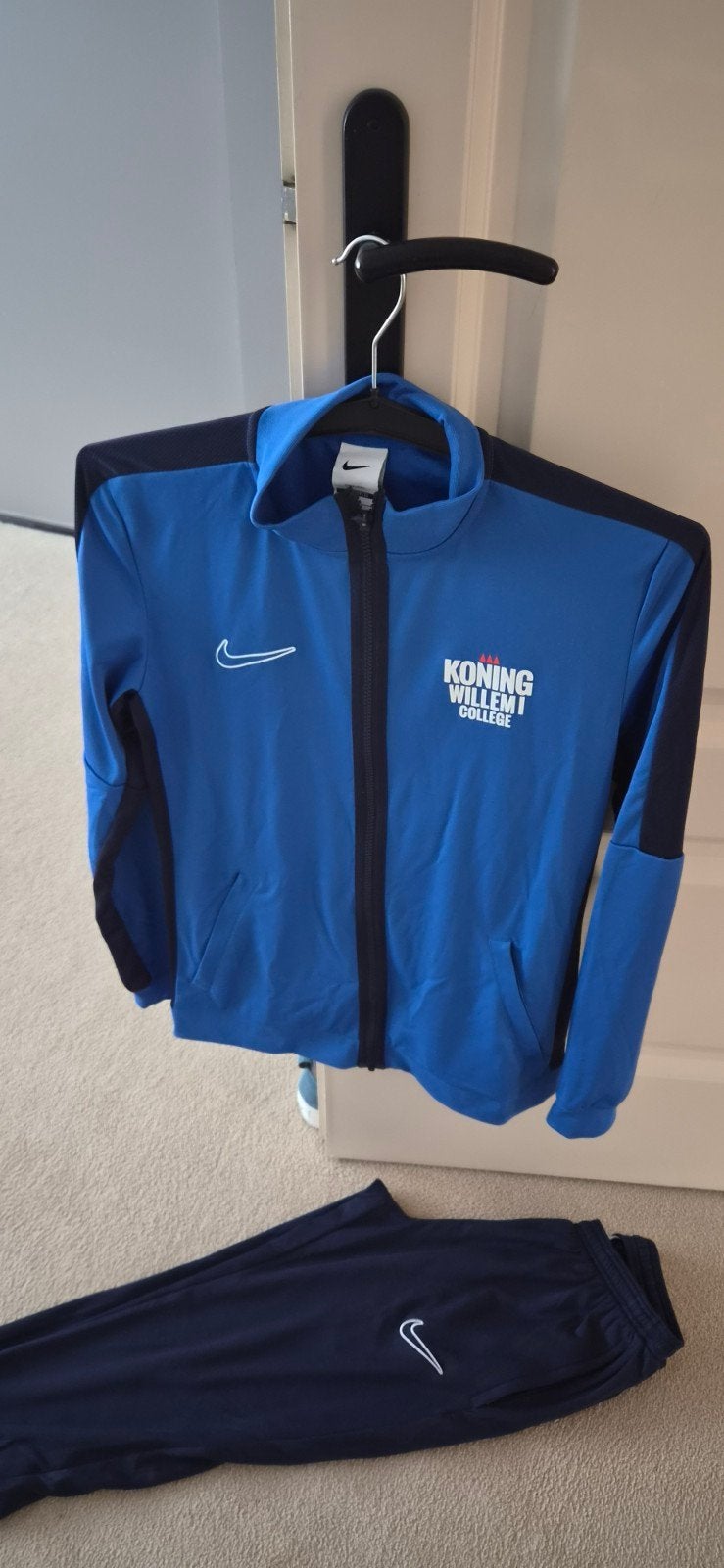 nieuw trainingspak Koning Willem I college, Nike, Nieuw, Ophalen of Verzenden, Voetbal