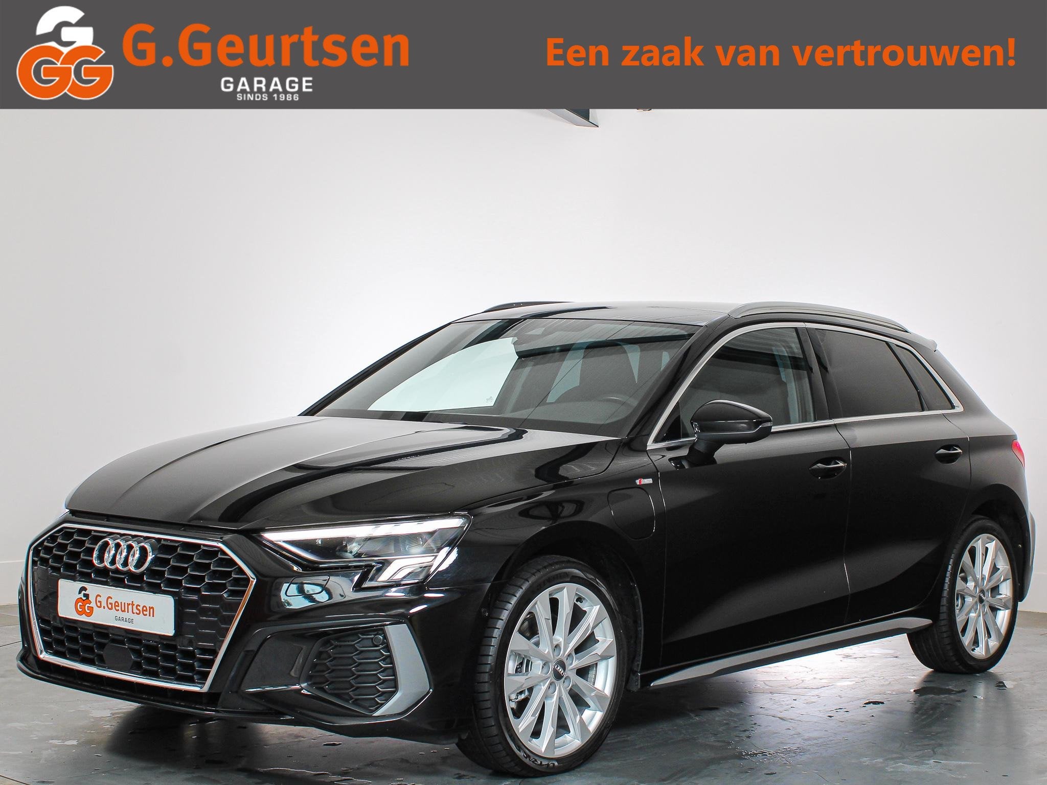 Audi A3 Sportback 40 TFSIe 204PK S-line Advanced edition PHE, Auto's, Audi, Stof, Gebruikt, 4 cilinders, 1535 kg