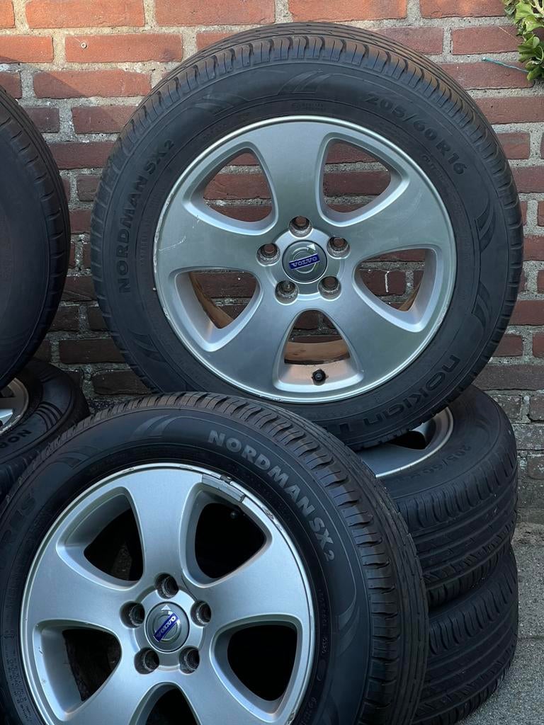 Originele Volvo S60/V70 velgen “Creon” 16 Inch (Silver Stone, Ophalen, Gebruikt, 16 inch, Banden en Velgen