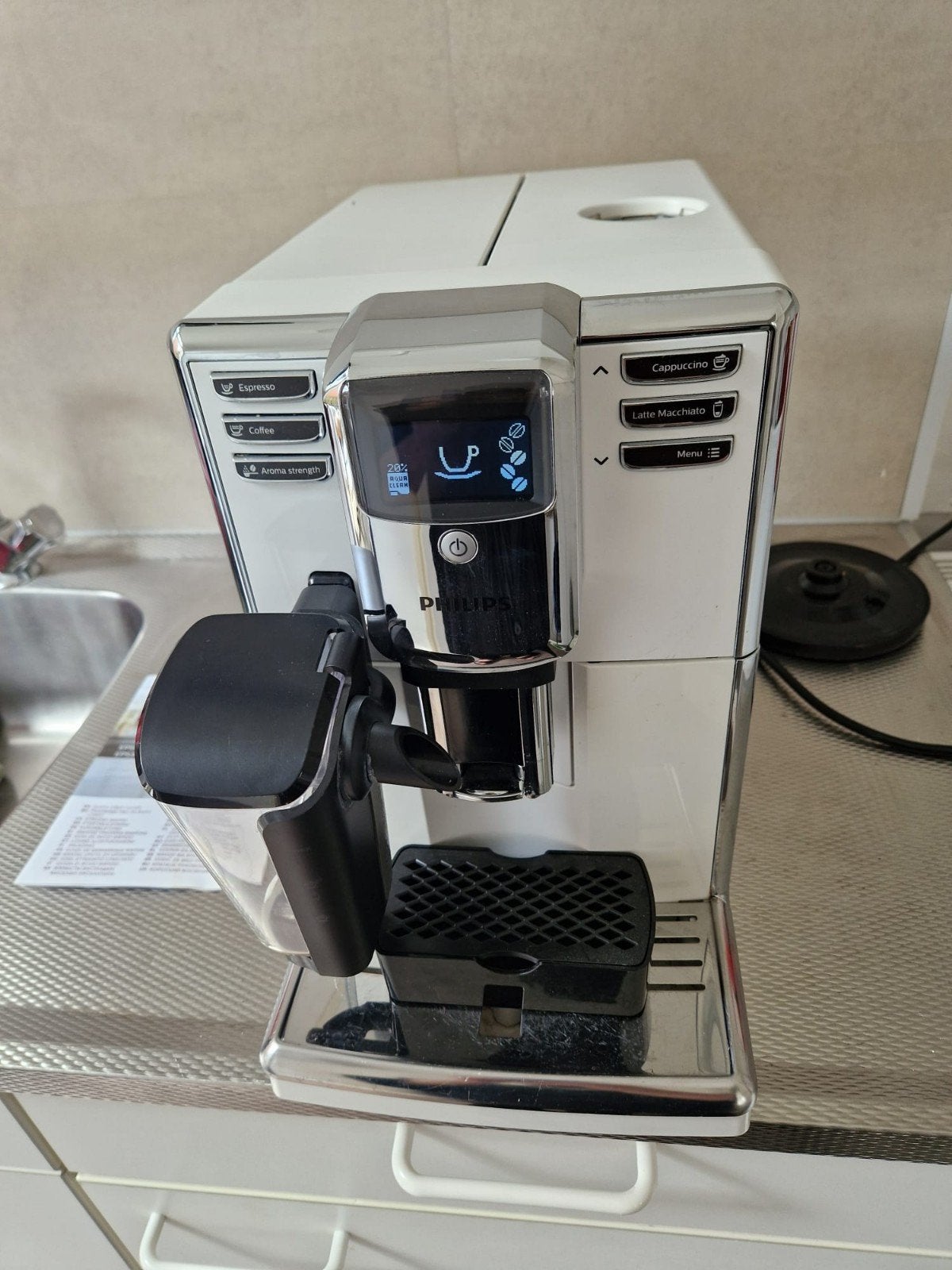 Philips 5000 Series Volautomatische Koffiezetapparaat Wit, Ophalen