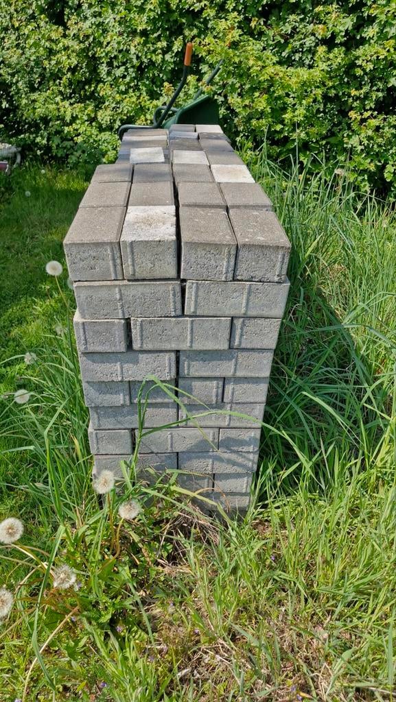 Ongeveer 30m² grijze straatklinkers, Ophalen, Gebruikt, Klinkers, 10 m² of meer