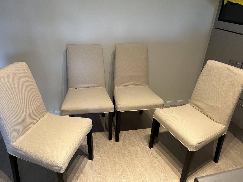 4x IKEA BERGMUND eetkamerstoelen (Hallarp beige), Ophalen, Gebruikt, Wit, Scandinavian