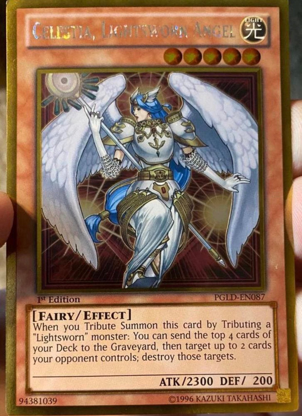 Yu-Gi-Oh! Celestia, Lightsworn Angel PGLD 1st Edition !, Ophalen of Verzenden, Zo goed als nieuw, Losse kaart, Foil