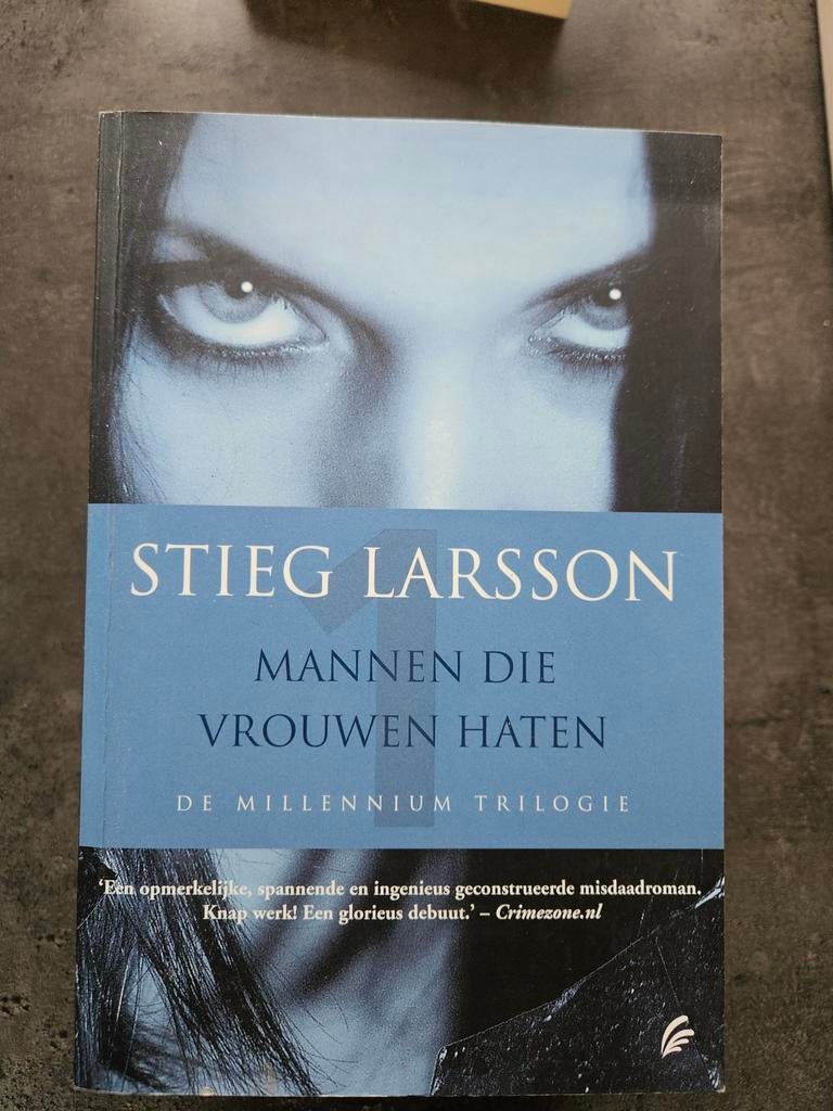 Stieg Larsson - Mannen die vrouwen haten, Ophalen of Verzenden, Gelezen, Stieg Larsson, Scandinavië