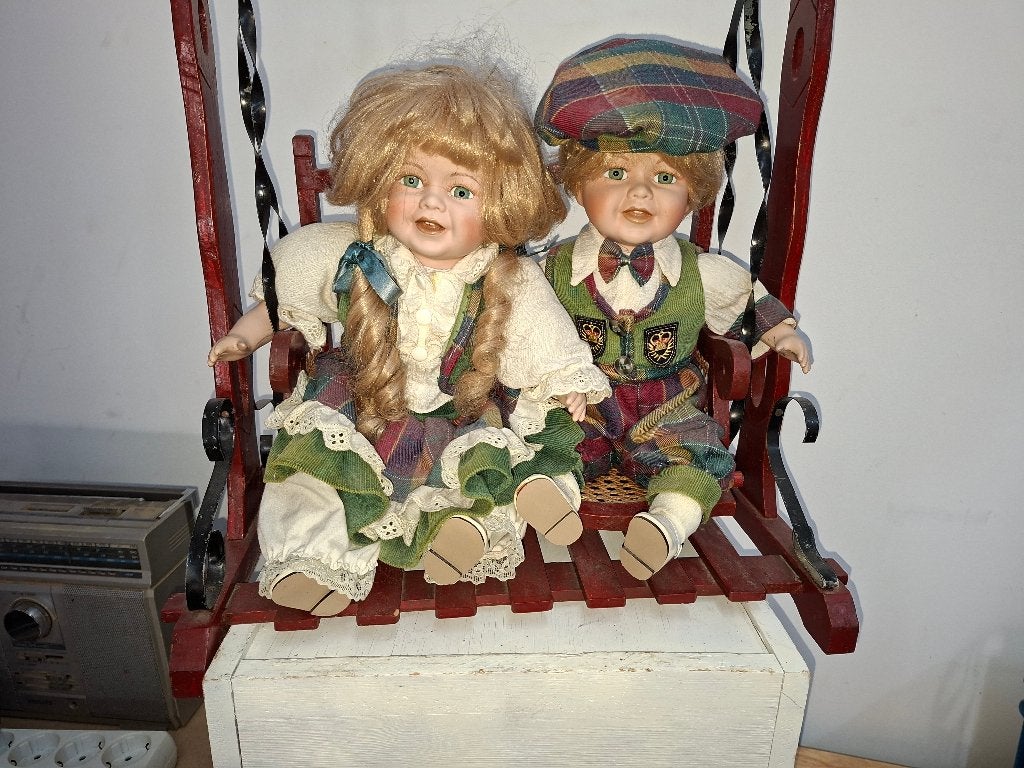 set oude vintage schommelen porseleinen poppen, Verzamelen, Poppen, Ophalen of Verzenden, Pop