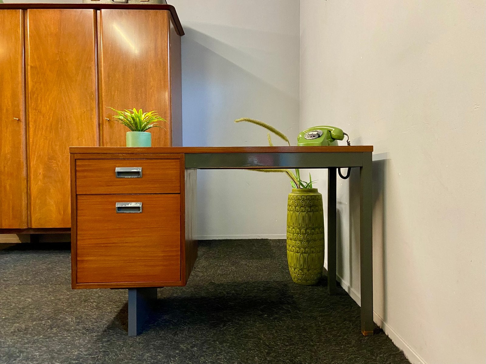 Vintage bureautje jaren 60/70 retro design teak buro, Huis en Inrichting, Ophalen, Gebruikt, 110 cm, 50 cm
