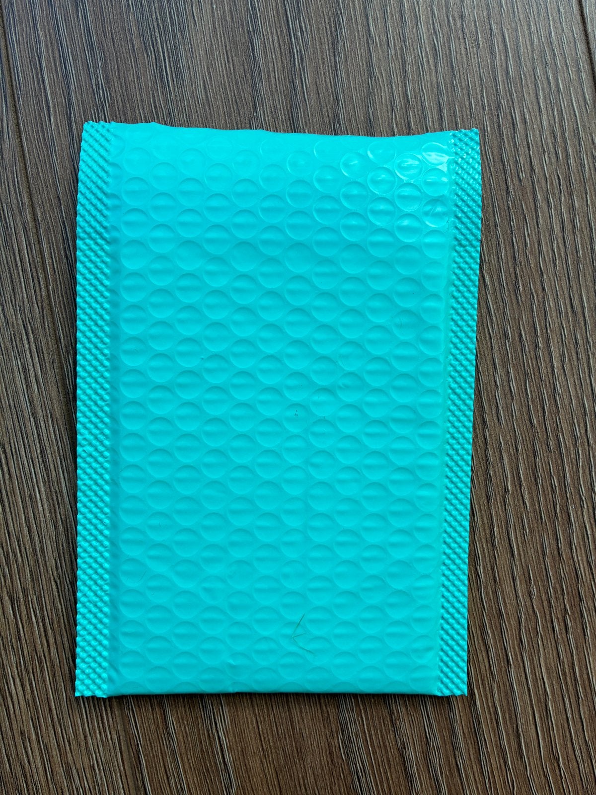 31 bubbel enveloppen, Postzegels en Munten, Brieven en Enveloppen | Nederland, Ophalen of Verzenden, Envelop