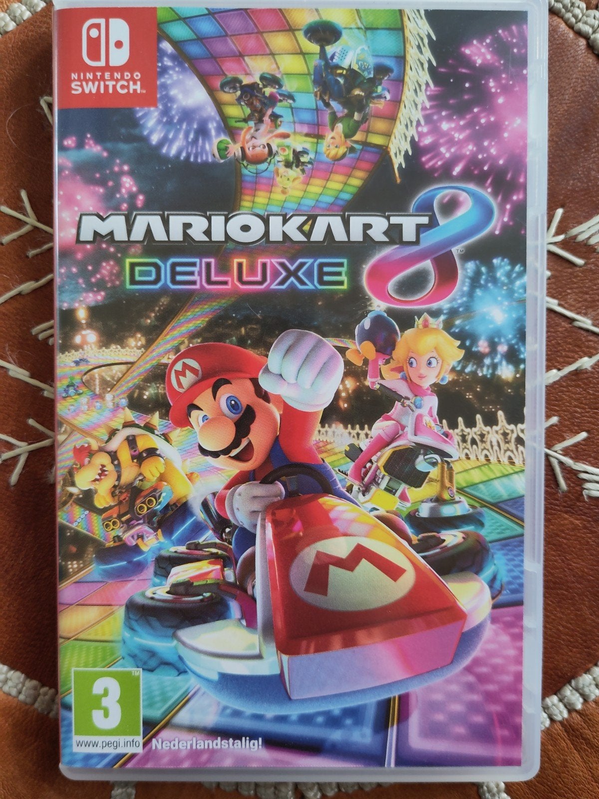 Mario Kart 8 Deluxe Nintendo Switch - Zo goed als nieuw, Spelcomputers en Games, Racen en Vliegen, Ophalen of Verzenden, Zo goed als nieuw