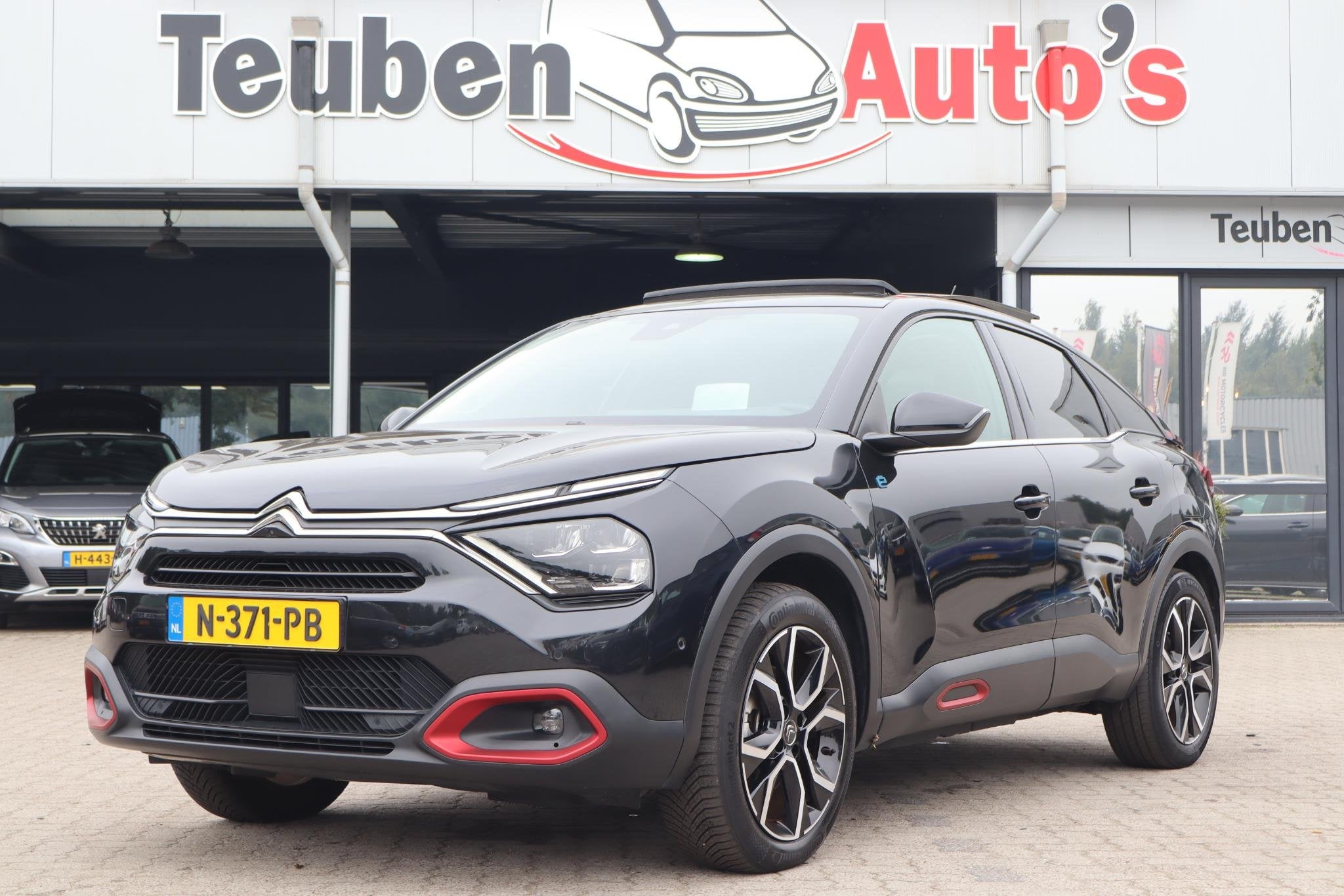 Citroen Ë-C4 Shine 50 kWh | SOH 91,4% | Elektrisch glazen p, Auto's, 136 pk, Gebruikt, 357 km, Zwart