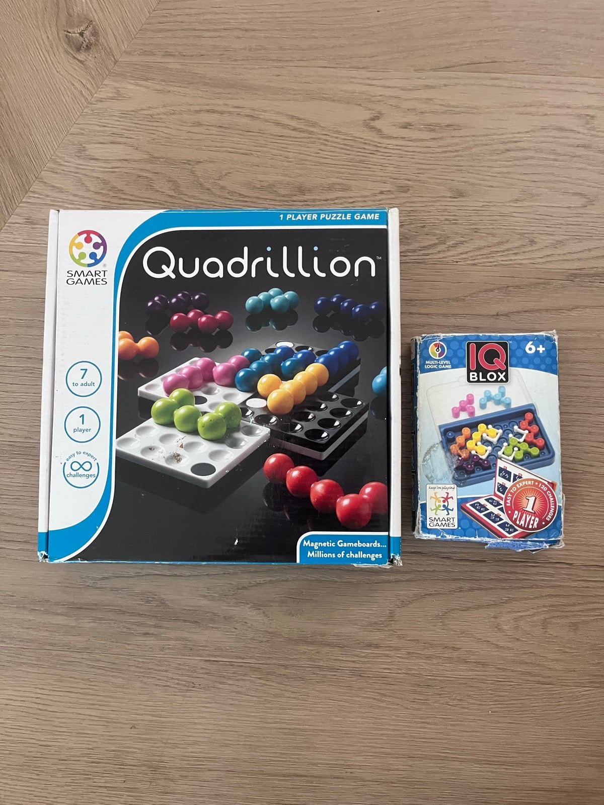 SmartGames Quadrillion & IQ Blox - Logische Puzzelspellen, Ophalen of Verzenden, Zo goed als nieuw, Overige typen