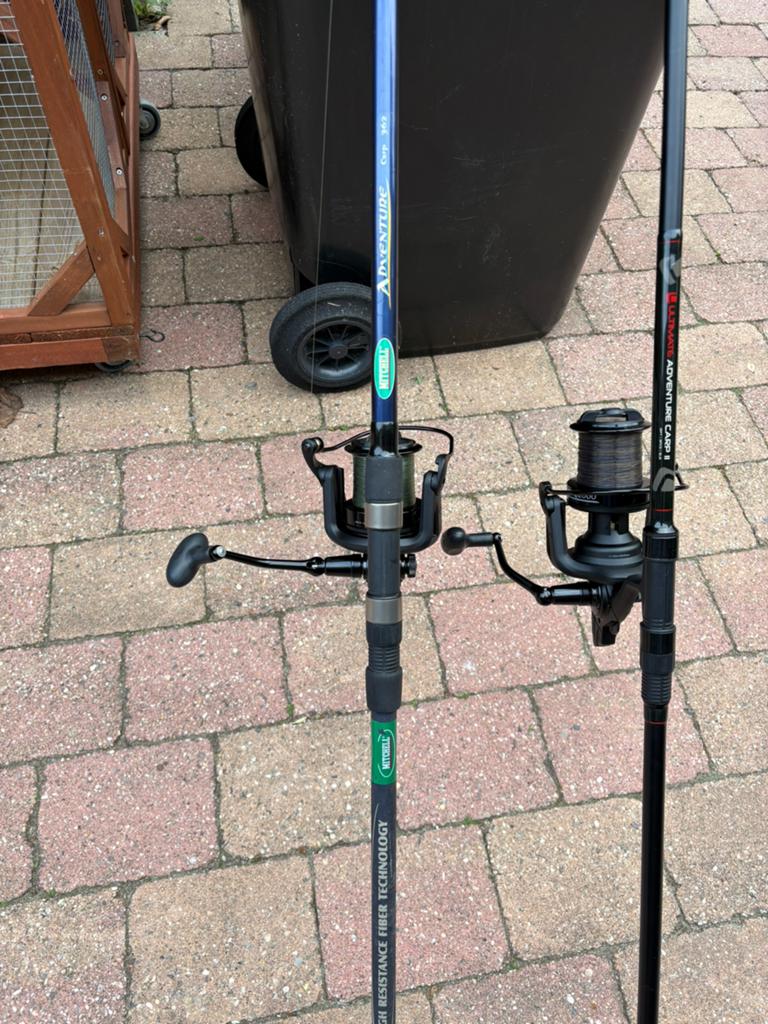 2 karper hengels met molens, Ophalen of Verzenden, Nieuw, Complete hengel