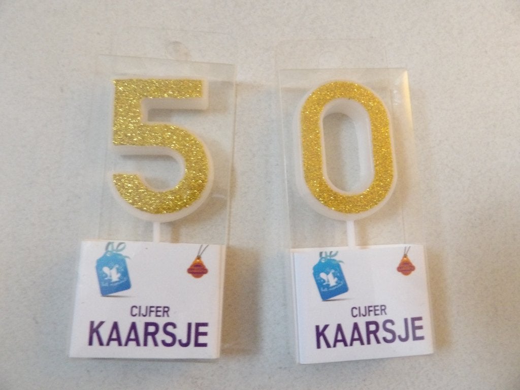 NIEUW 2 gouden glitter kaarsen op steker cijfers, Ophalen of Verzenden, Nieuw, Versiering, Verjaardag