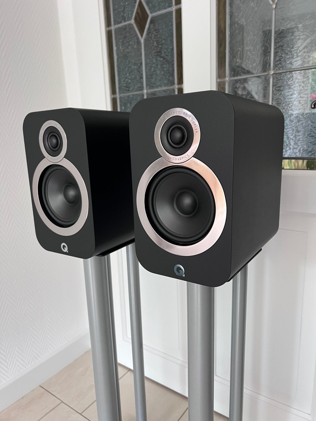 Q Acoustics 3020i, Ophalen, Zo goed als nieuw, 60 tot 120 watt, Overige merken
