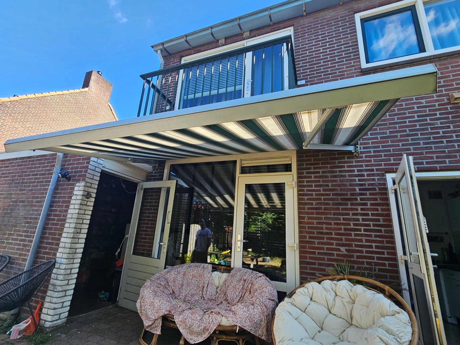 Elektrisch zonnescherm 3.5m breed - ideaal voor klusser, Ophalen, Gebruikt, Elektrisch, 150 tot 300 cm