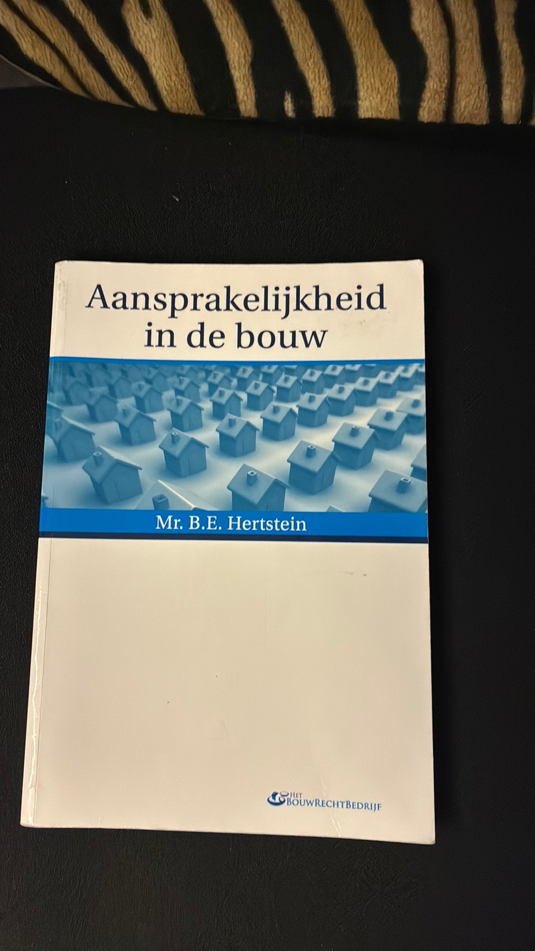 B.E. Hertstein - Aansprakelijkheid in de bouw, Boeken, Ophalen of Verzenden, Zo goed als nieuw, B.E. Hertstein, Bouwkunde