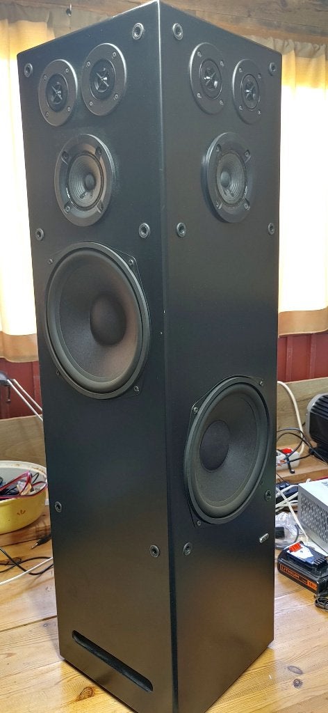Akai Stereo One (hoek) Luidspreker 150 Watt Bas-Reflex, Vloerstaande luidspreker, Gebruikt, Basreflex, Ophalen