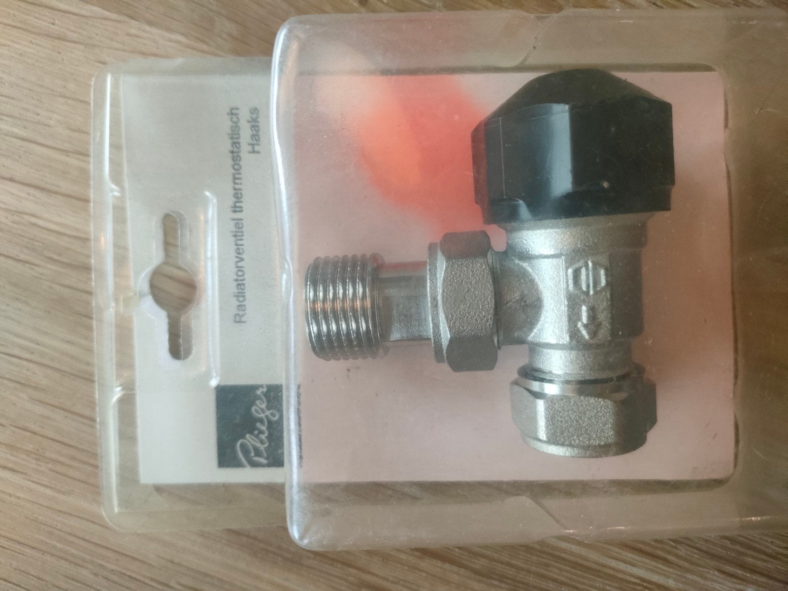 Plieger Thermostatisch Radiatorventiel Haaks, Doe-het-zelf en Verbouw, Ophalen of Verzenden, Nieuw, Radiator