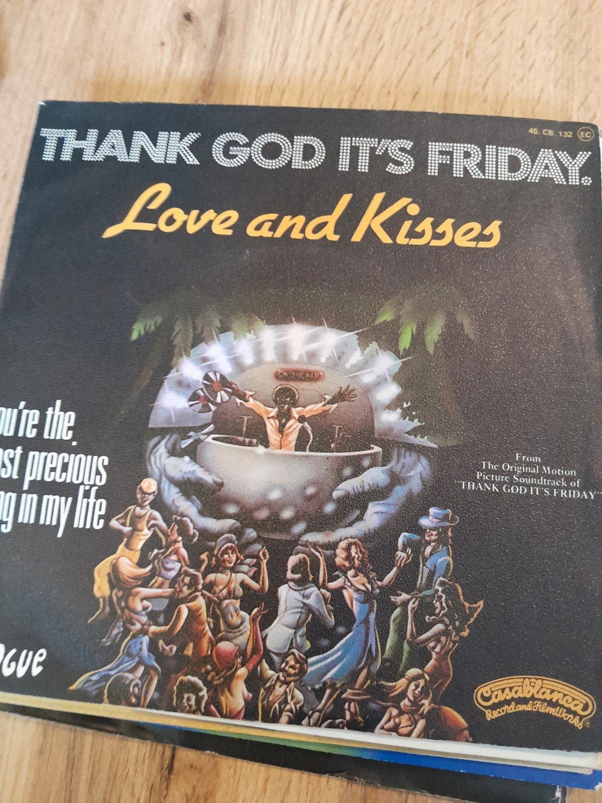 love an kiss 7 inch thank god it ,s friday, Ophalen of Verzenden, Zo goed als nieuw, Pop