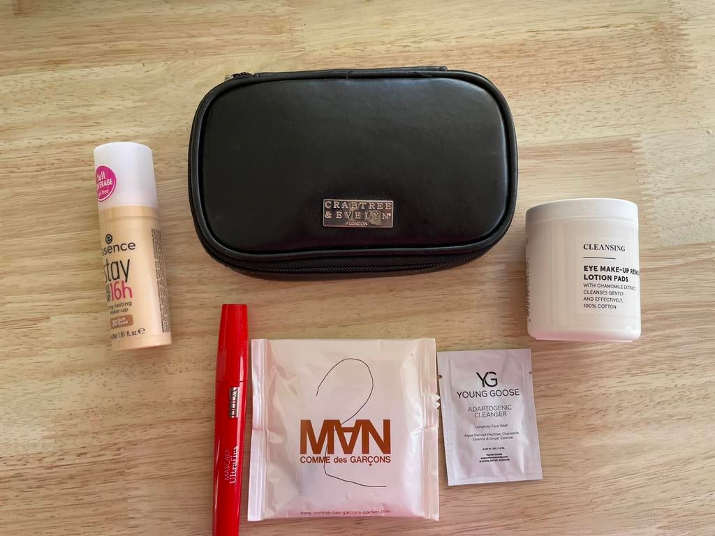 Crabtree&Evelyn London toilettas gevuld met diverse cosmetic, Ophalen of Verzenden, Nieuw, Dame