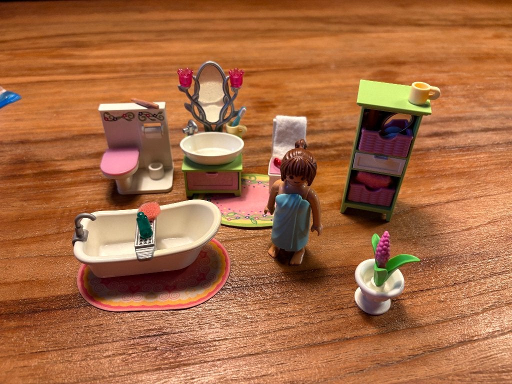 playmobil badkamer 5307, Complete set, Ophalen of Verzenden, Zo goed als nieuw, Figuren