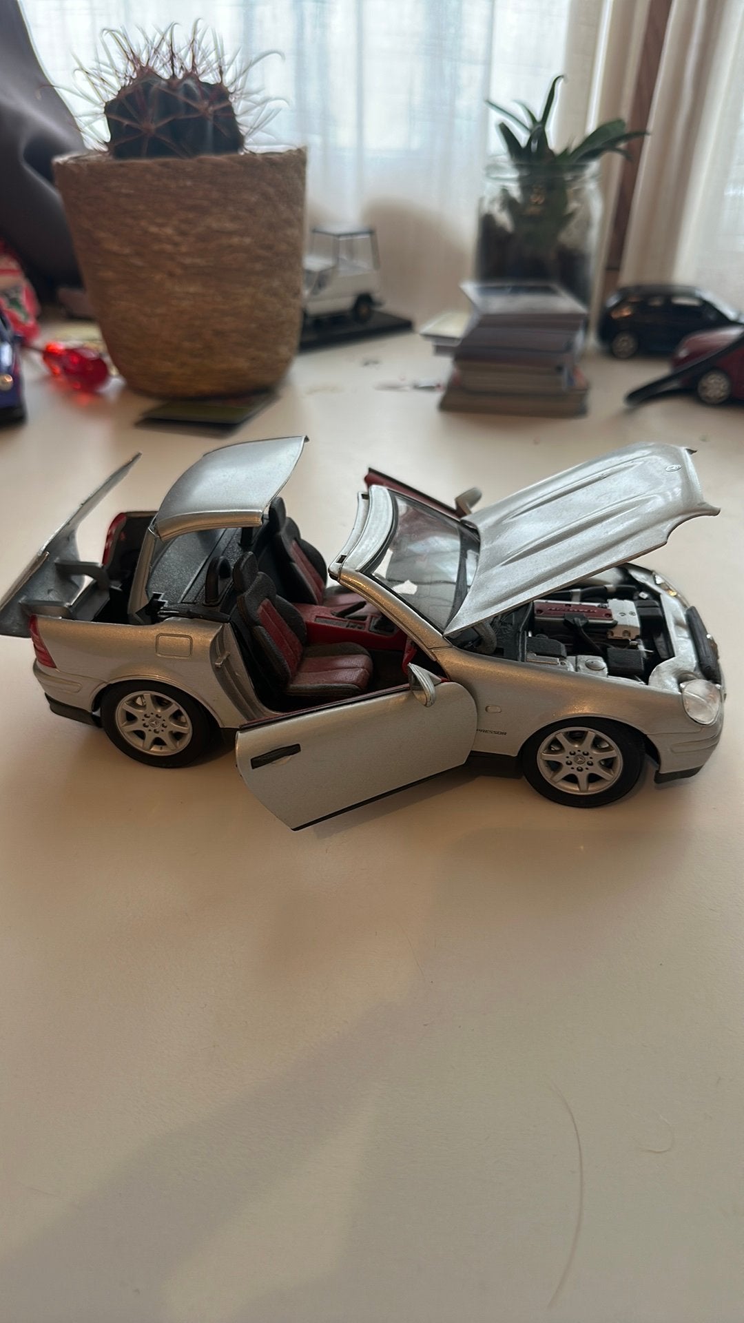 Mercedes slk cabrio 1:18, Ophalen of Verzenden, Zo goed als nieuw, Maisto