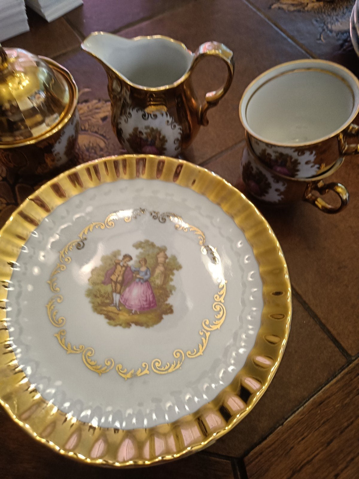 Vintage Porseleinen Koffieservies met Gouden Details, Ophalen
