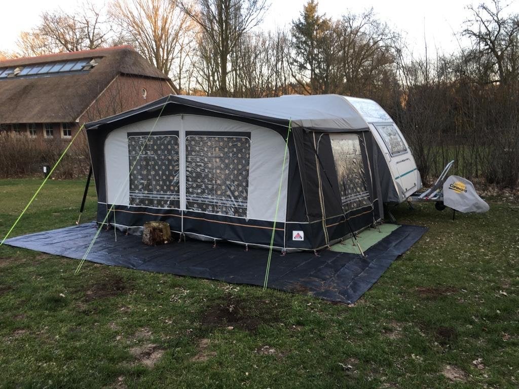 Eifelland Holiday Caravan - Compact en Compleet, Vast bed, Treinzit, 750 - 1000 kg, 4 tot 5 meter