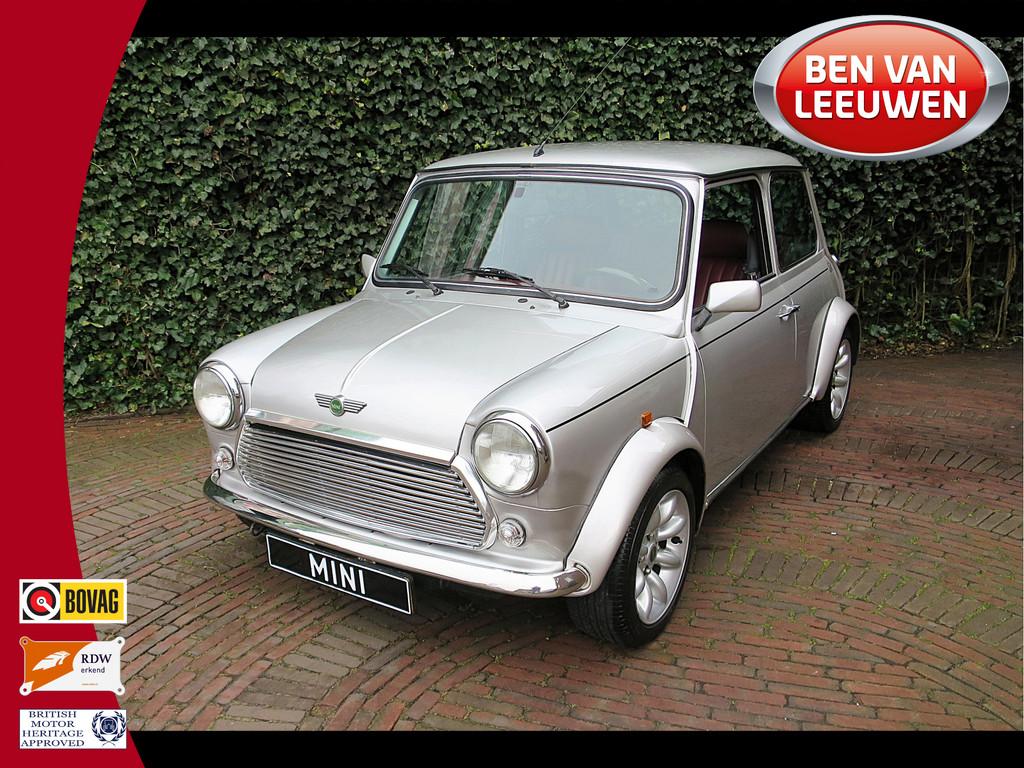 MINI Cooper 1.3 MPI 40th Anniversary met lederen interieur,, Auto's, Oldtimers, Bedrijf, Te koop, Alarm, Lichtmetalen velgen, Metallic lak