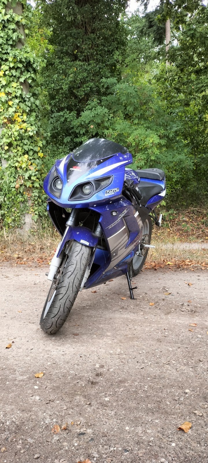 sportieve rieju rs2 matrix Blauw brommer, Gebruikt, Maximaal 45 km/u, Ophalen of Verzenden, 50 cc
