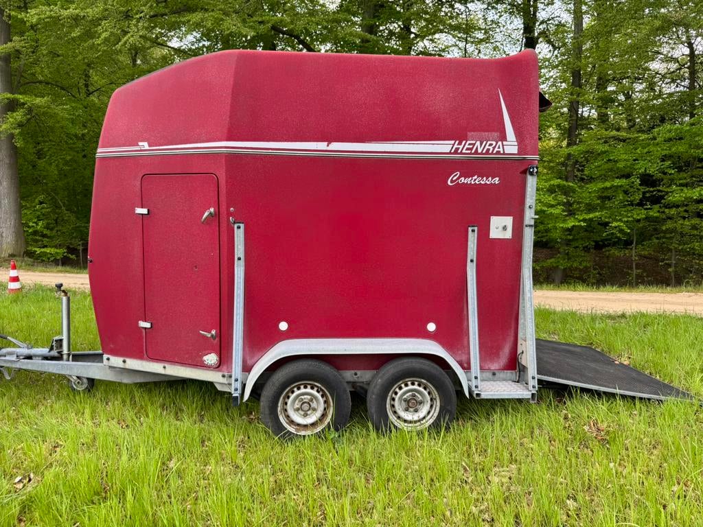 Henra 2 paards trailer, Ophalen, Gebruikt, Polyester, 2-paards trailer
