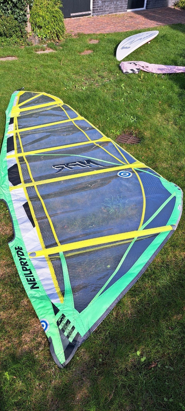 NeilPryde MPR 4.5 windsurfzeil met 1 camber, Ophalen, Neilpryde, Zeil, 3.5 tot 5 m²
