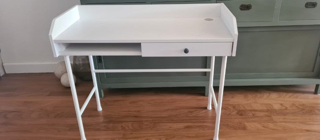 Ikea Bureau, Ophalen, Zo goed als nieuw